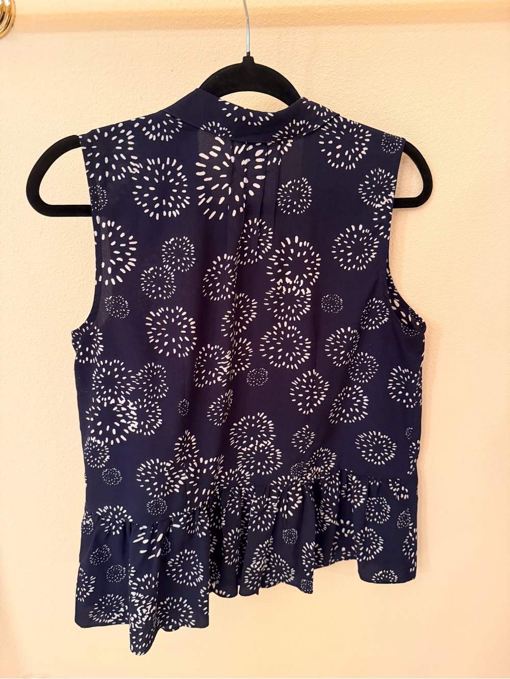 CAbi Navy Sleeveless Dandelions White Burst Print style #5215 - Picture 2 of 4